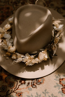 Flower wreath for your hat!