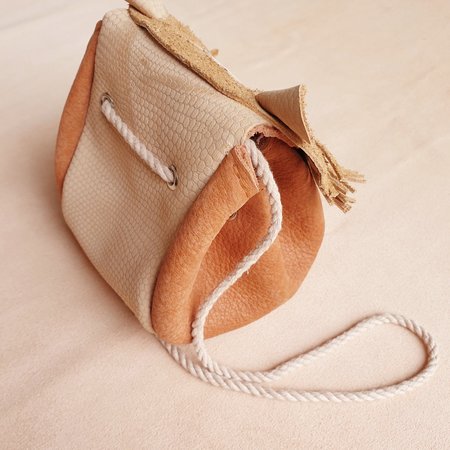 Lion bag - nude/blush